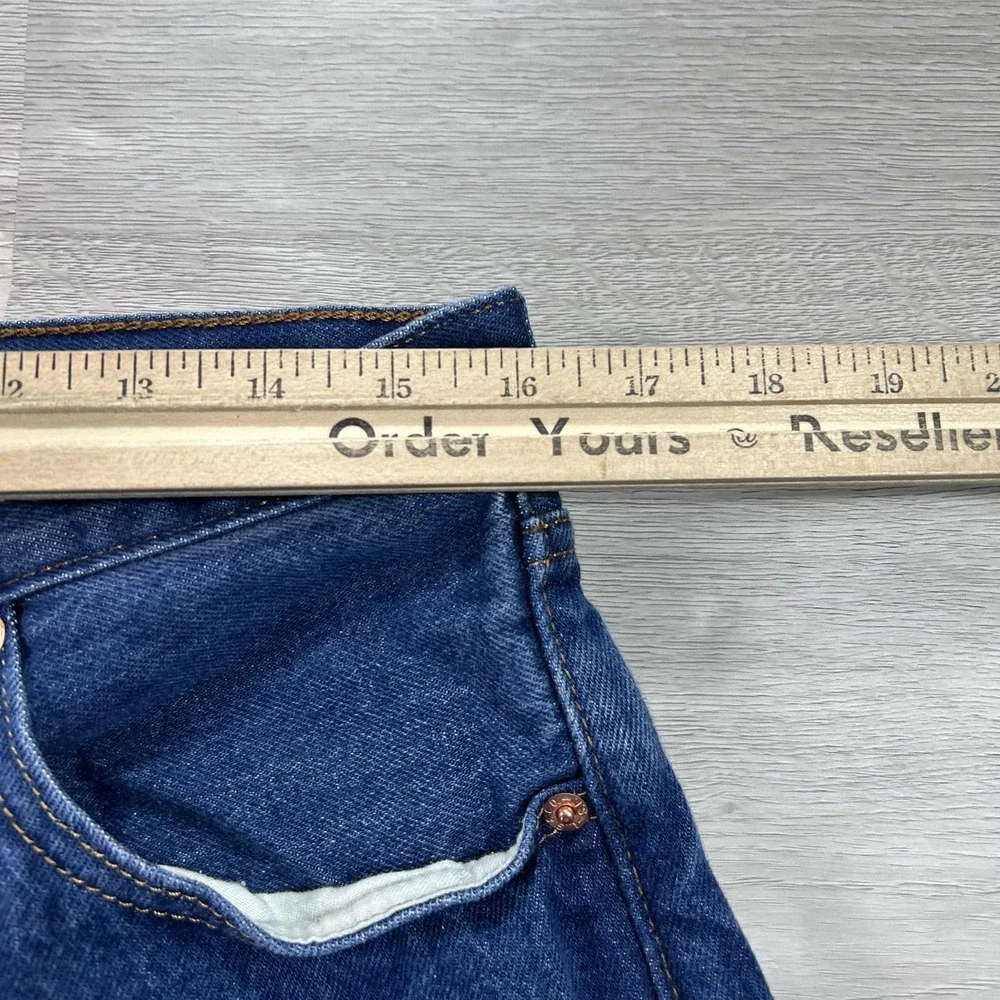 Levis 501 Jeans Mens 34x31 (32x31) Blue Medium Wash‎ Button Fly Straight Denim